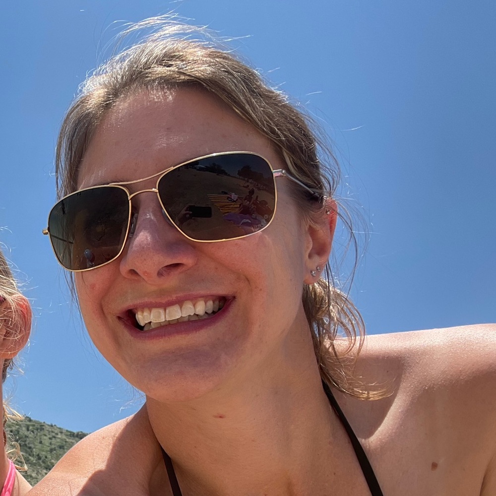 Meet your Posher, Megan